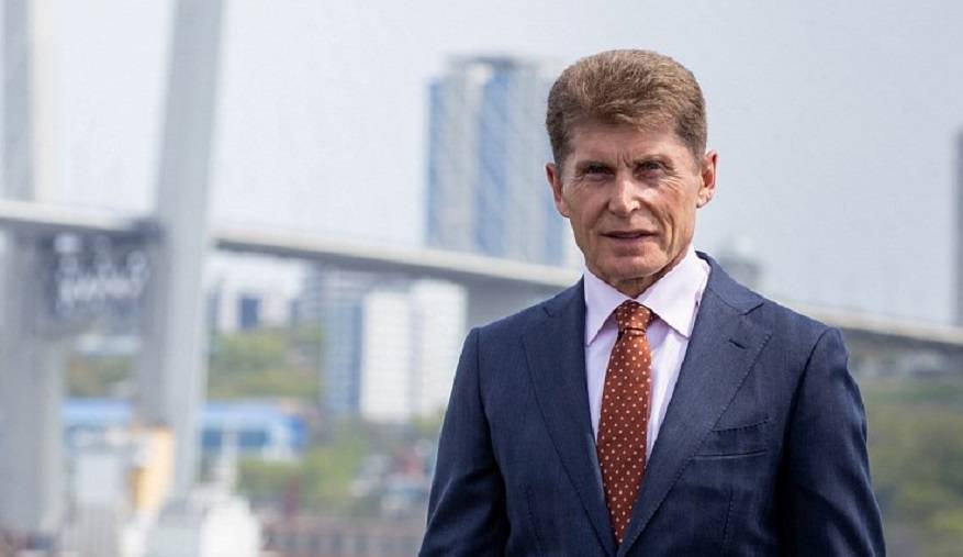 Губернатор Олег Кожемяко поздравил приморцев с Днём России
