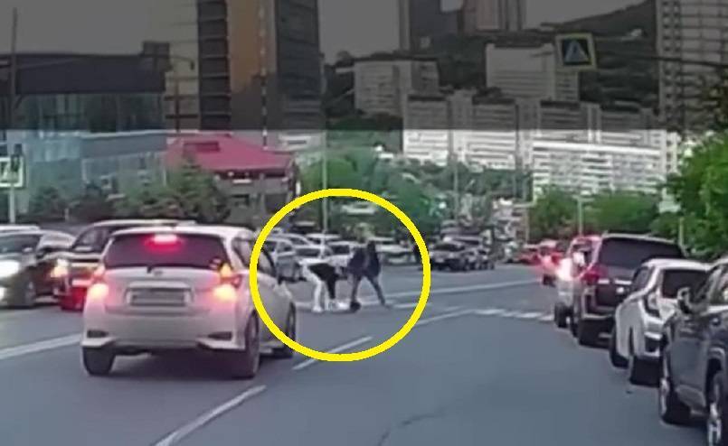 Полиция заинтересовалась видео с похищением мужчины в Приморье