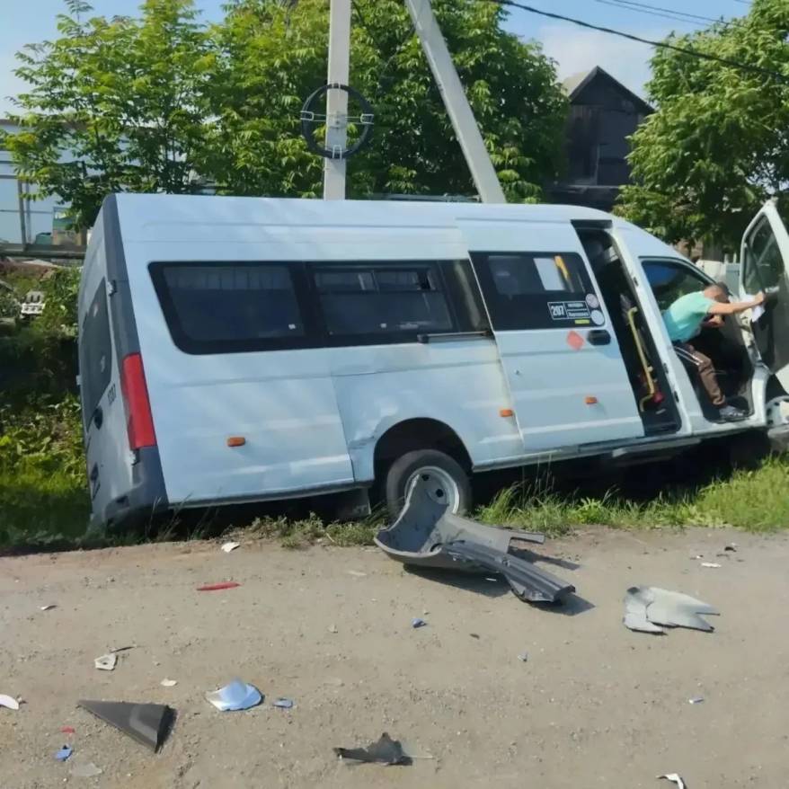Дичайшее ДТП с участием пассажирского автобуса случилось в Приморье