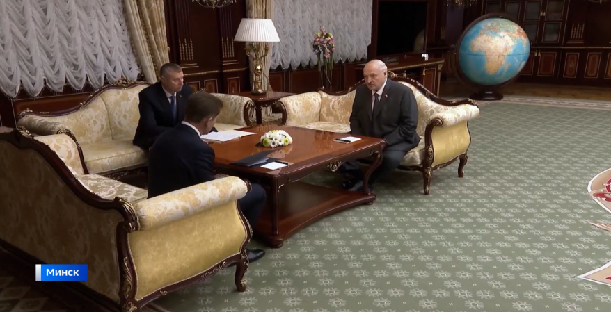Александр Лукашенко попросил Олега Кожемяко помочь с транзитом белорусских товаров в КНДР