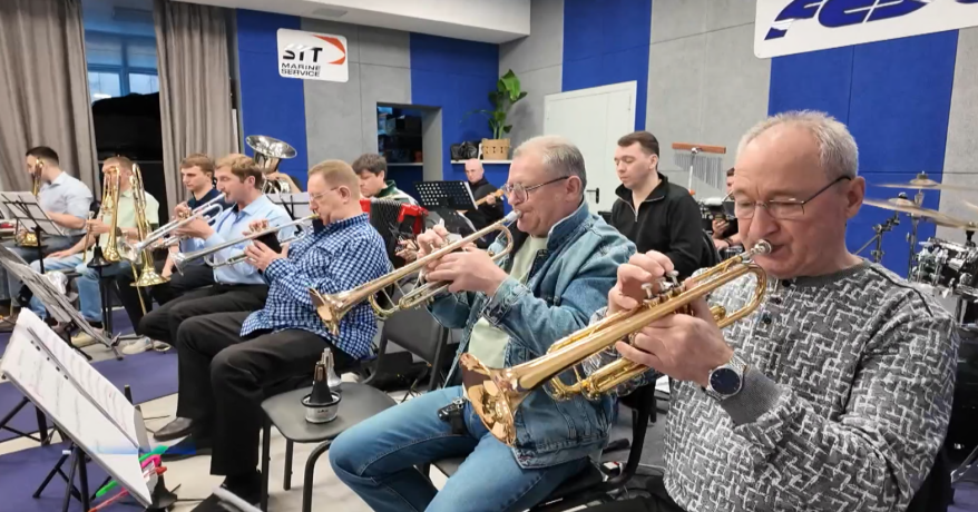 Владивосток столкнулся с дефицитом оркестровых музыкантов