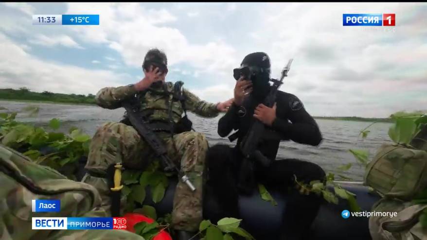 Военнослужащие России и Лаоса отбили захваченный террористами остров