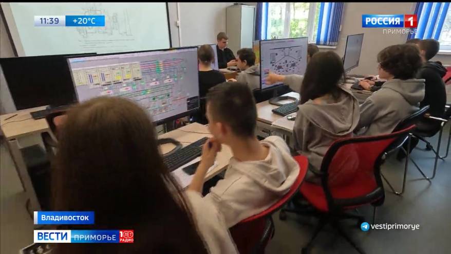 Выпускники в Приморье могут поступить в колледж «на бюджет» без ОГЭ