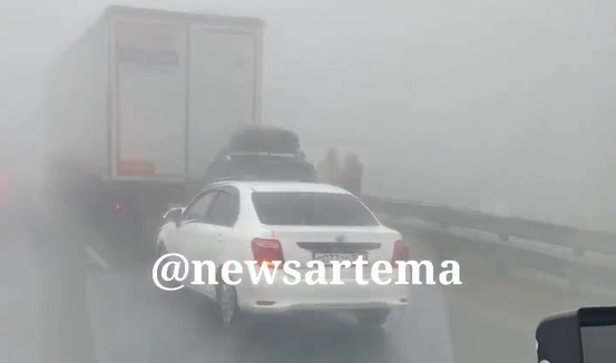 Непогода стала причиной массового ДТП во Владивостоке: собирается пробка