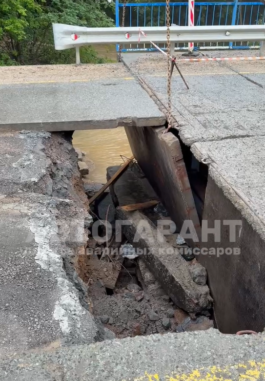 Движение по трассе Осиновка — Рудная Пристань перекрыто из-за повреждения моста