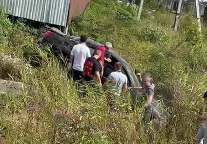 Жуткое ДТП с Mercedes на трассе Приморья попало на видео