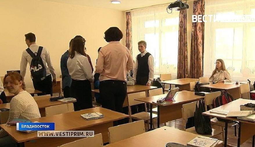 Минимальное количество уроков для 10–11-х классов увеличится на 140 часов