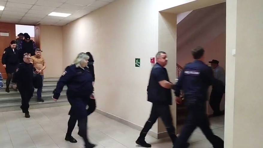 К длительным срокам осуждены 11 участников преступного сообщества во Владивостоке