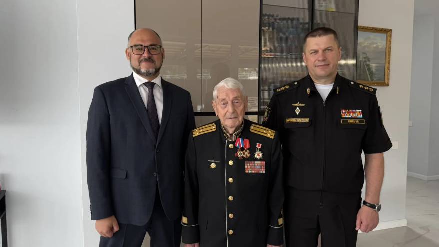 Человек-легенда Владимир Майстер принимает поздравления со 103-летием