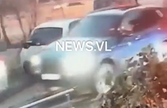 Водитель BMW скрылся с места ДТП во Владивостоке