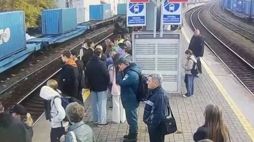 Подросток потерял сознание и упал на ж/д пути во Владивостоке