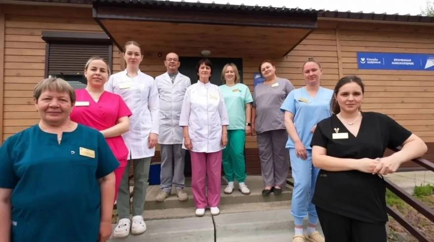 В Приморье медики спасли двух подростков, попавших в страшное ДТП