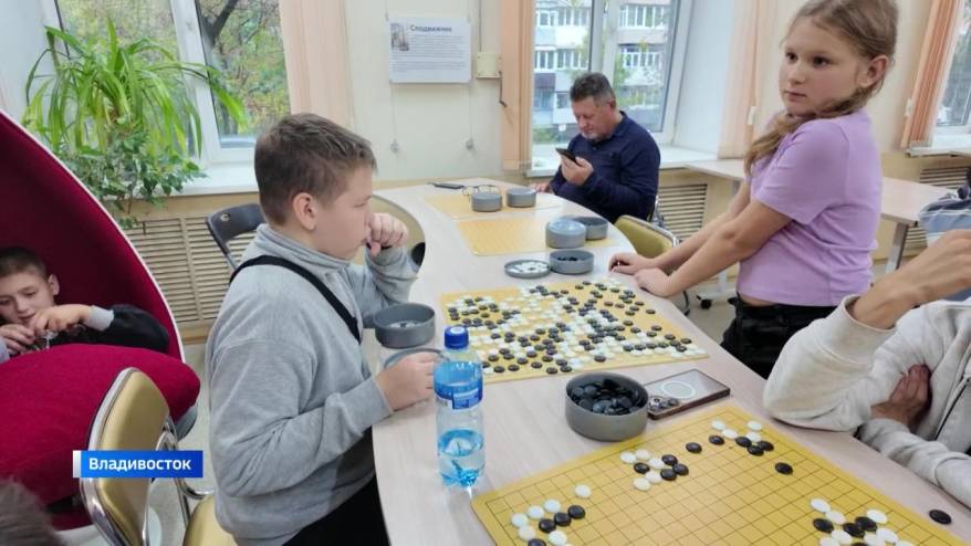 Первенство Приморья собрало новичков и профи игры императоров