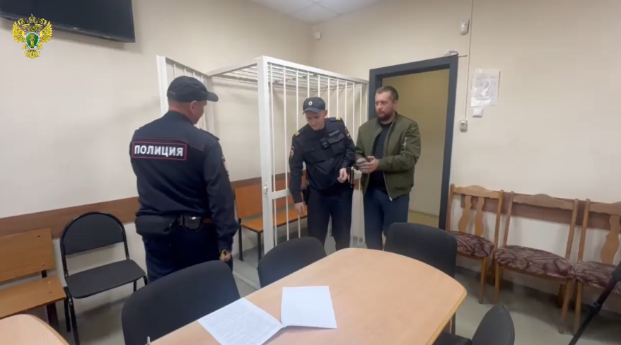 Подозреваемый в убийстве владельцев ресторана "Роял Парк" во Владивостоке заключен под стражу